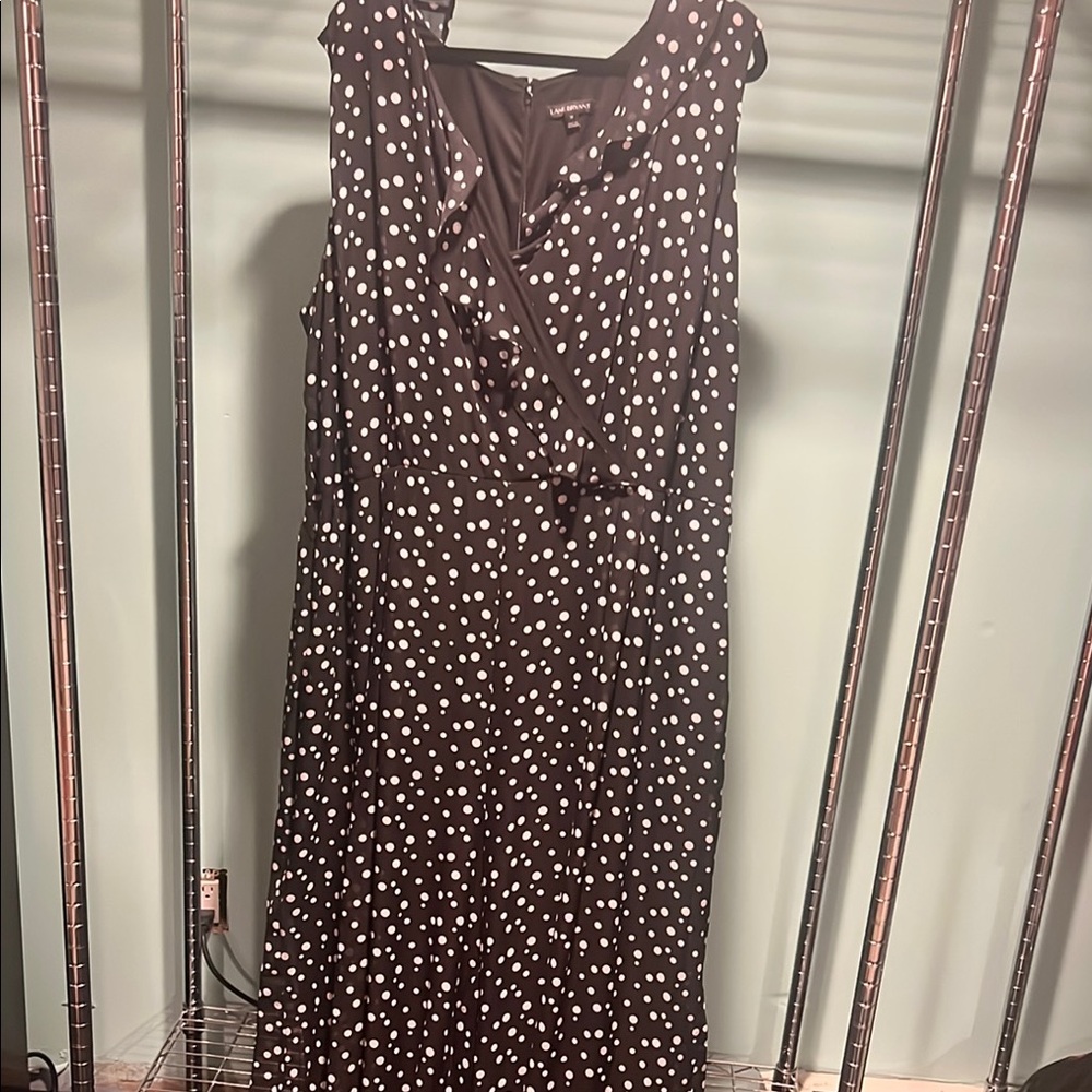 Sleeveless dress